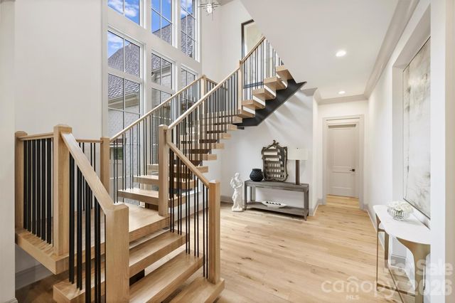 1525 Lynway Drive, Charlotte, NC 28203
