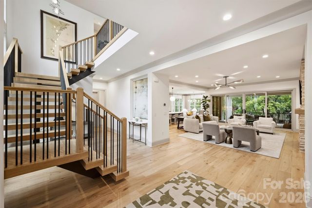 1525 Lynway Drive, Charlotte, NC 28203