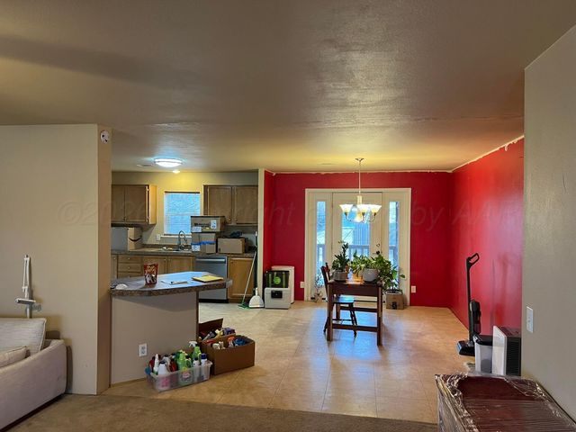 707 Conklin Street, Canadian, TX 79014