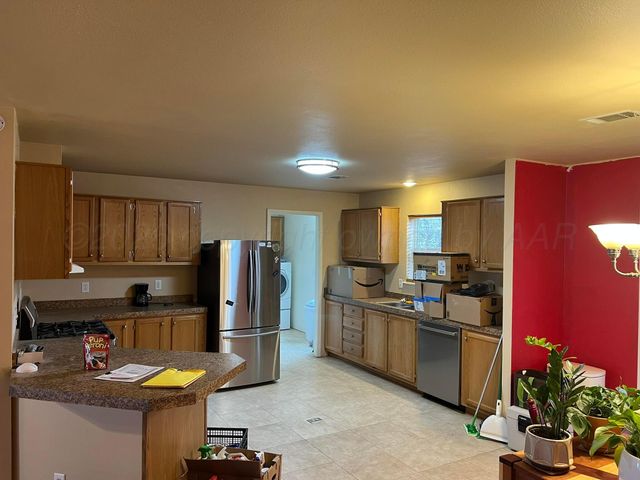 707 Conklin Street, Canadian, TX 79014