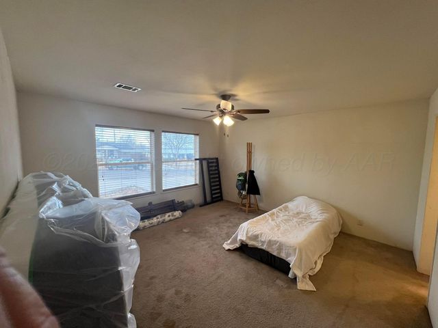 707 Conklin Street, Canadian, TX 79014