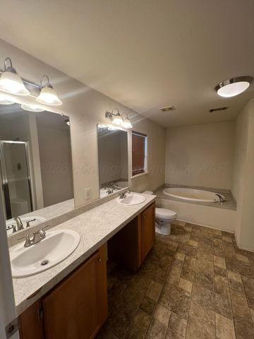 707 Conklin Street, Canadian, TX 79014