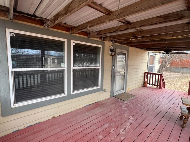 707 Conklin Street, Canadian, TX 79014