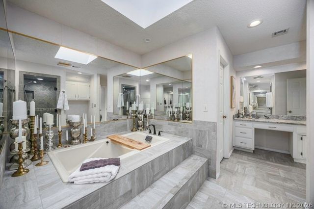 2617 Regency Road, Bartlesville, OK 74006