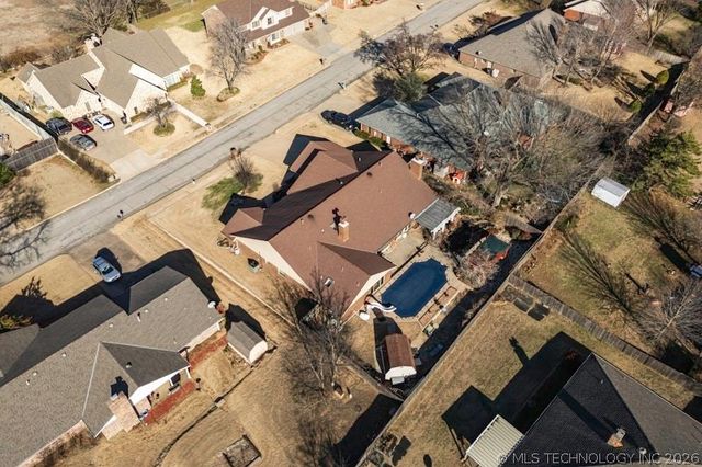 2617 Regency Road, Bartlesville, OK 74006