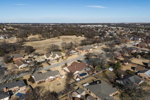 2617 Regency Road, Bartlesville, OK 74006