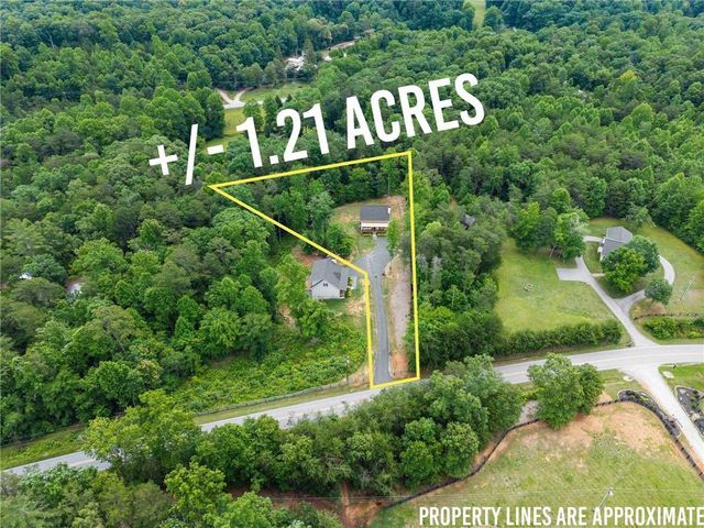 1300 Preacher Campbell Road, Clarkesville, GA 30523