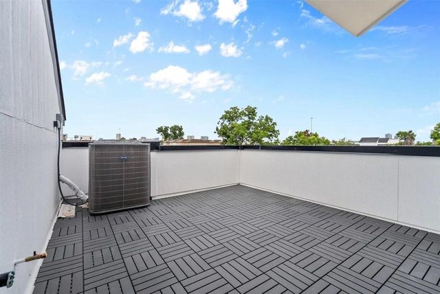 3405 Hutchins Street, Houston, TX 77004