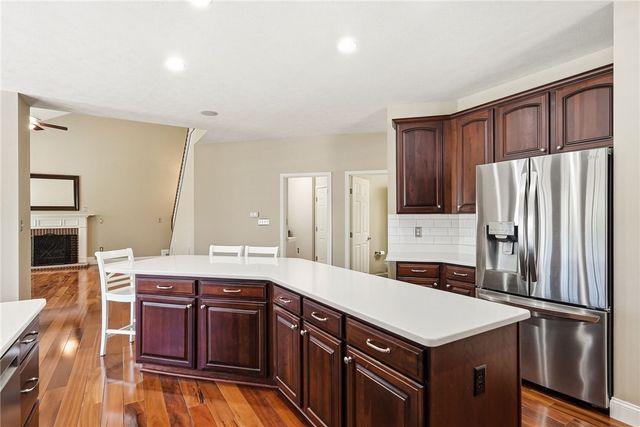 125 Blue Heron Dr, Pine Twp, PA 15090