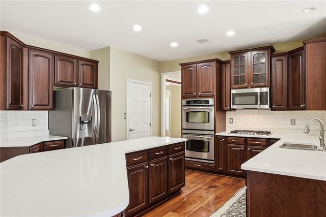 125 Blue Heron Dr, Pine Twp, PA 15090