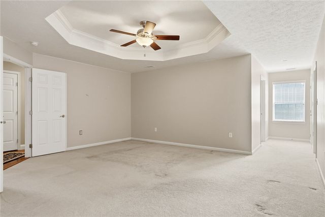 125 Blue Heron Dr, Pine Twp, PA 15090