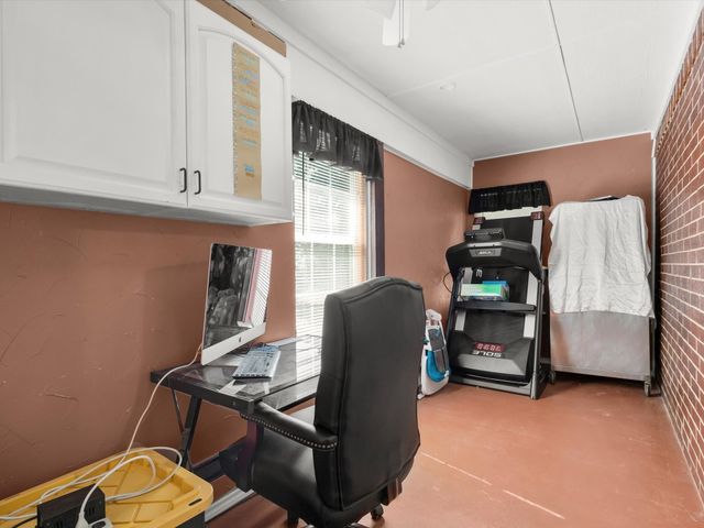 5256 Fm 2123, Paradise, TX 76073