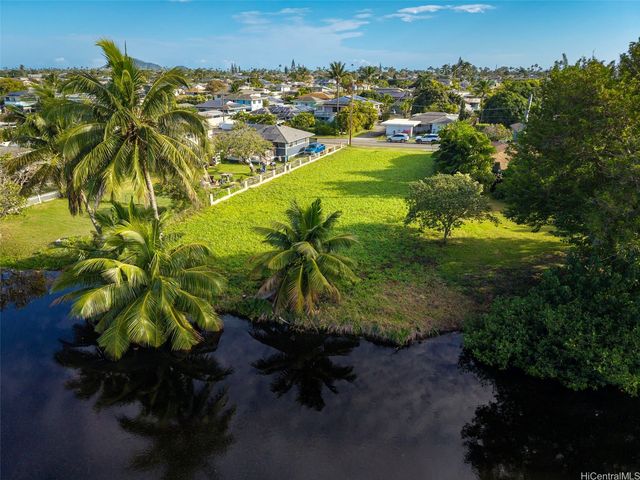 221 Kihapai Street, Kailua, HI 96734
