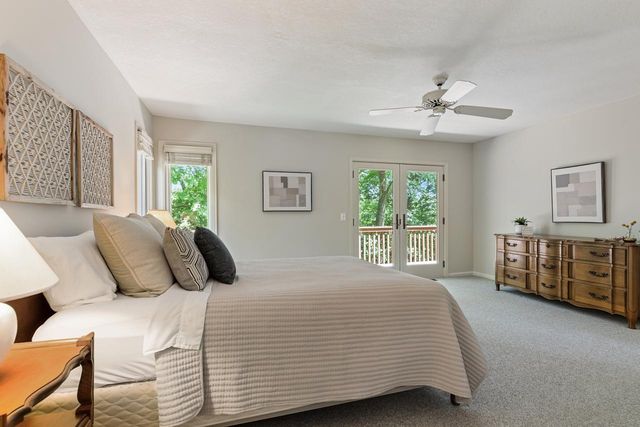 8753 Walton Oaks Drive, Bloomington, MN 55438