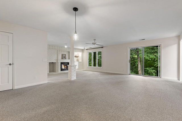 8753 Walton Oaks Drive, Bloomington, MN 55438