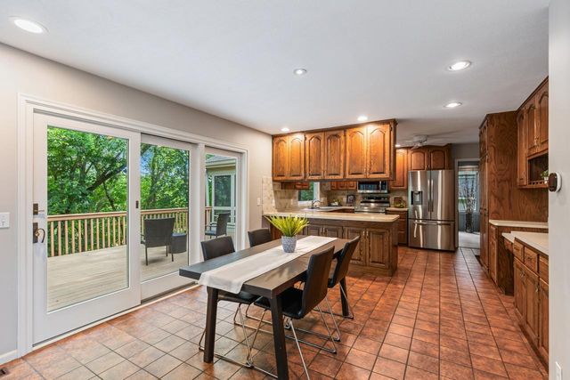 8753 Walton Oaks Drive, Bloomington, MN 55438