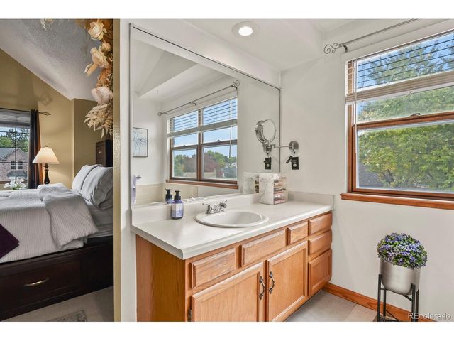 8284 W Quarto Ave, Littleton, CO 80128