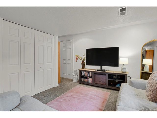 8284 W Quarto Ave, Littleton, CO 80128