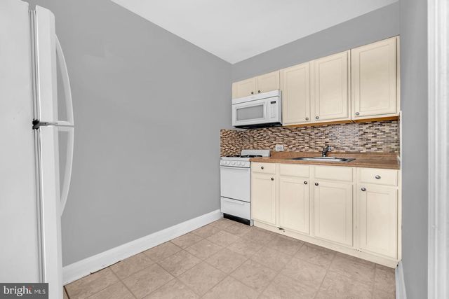 1304 DARTMOUTH, Baltimore, MD 21234