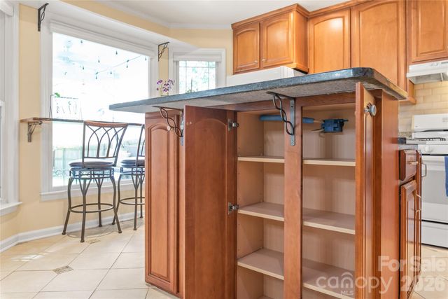 13517 Thicket Court, Charlotte, NC 28273