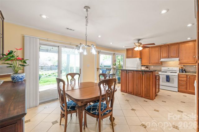 13517 Thicket Court, Charlotte, NC 28273