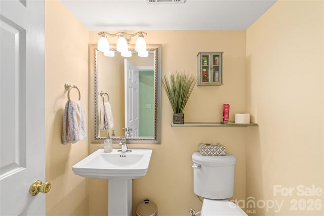 13517 Thicket Court, Charlotte, NC 28273