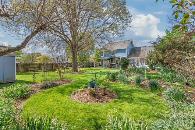 13517 Thicket Court, Charlotte, NC 28273