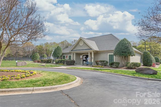 13517 Thicket Court, Charlotte, NC 28273