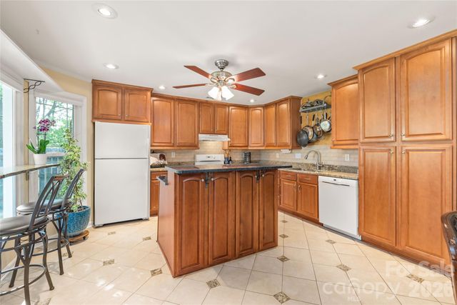 13517 Thicket Court, Charlotte, NC 28273