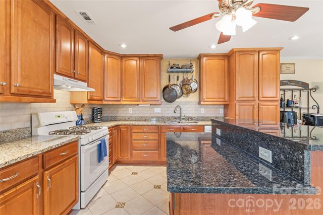 13517 Thicket Court, Charlotte, NC 28273