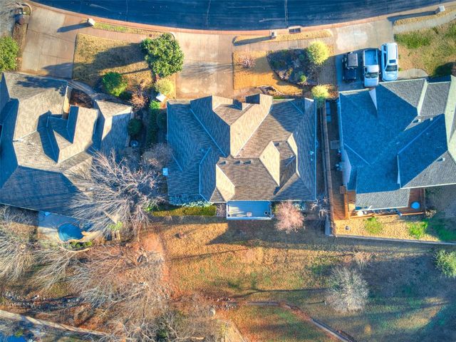 2701 Century Drive, Edmond, OK 73013