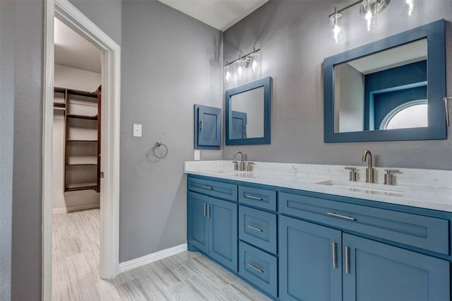 8837 Oakville Street, Fort Worth, TX 76244