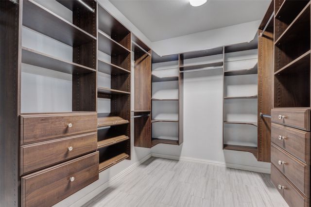 8837 Oakville Street, Fort Worth, TX 76244