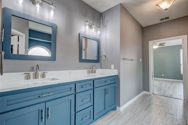 8837 Oakville Street, Fort Worth, TX 76244