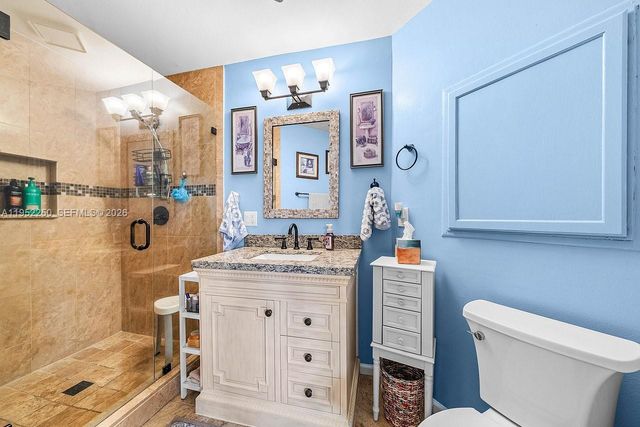 11625 Winchester Dr B, Palm Beach Gardens, FL 33410