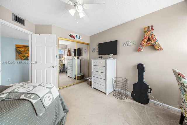 11625 Winchester Dr B, Palm Beach Gardens, FL 33410