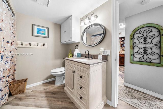 11625 Winchester Dr B, Palm Beach Gardens, FL 33410