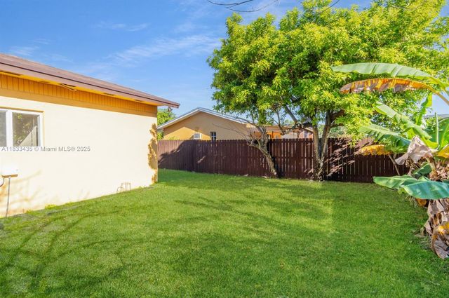 6525 SW 107th Ave, Miami, FL 33173