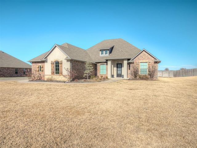 16277 Silver Spring Drive, Choctaw, OK 73020