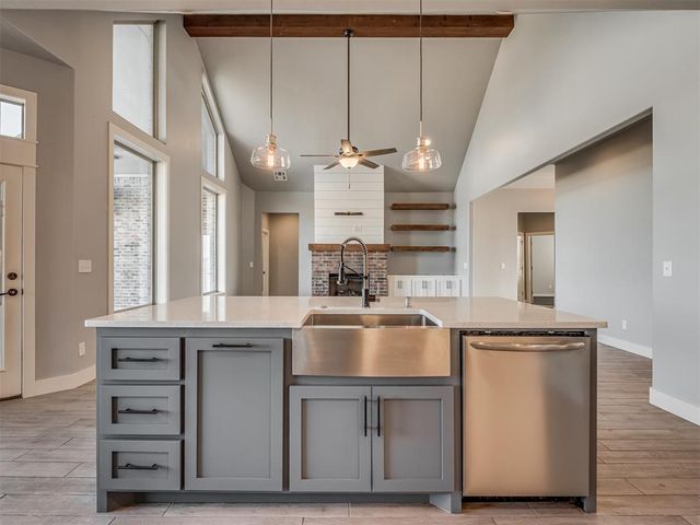 16277 Silver Spring Drive, Choctaw, OK 73020