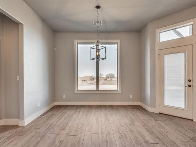 16277 Silver Spring Drive, Choctaw, OK 73020