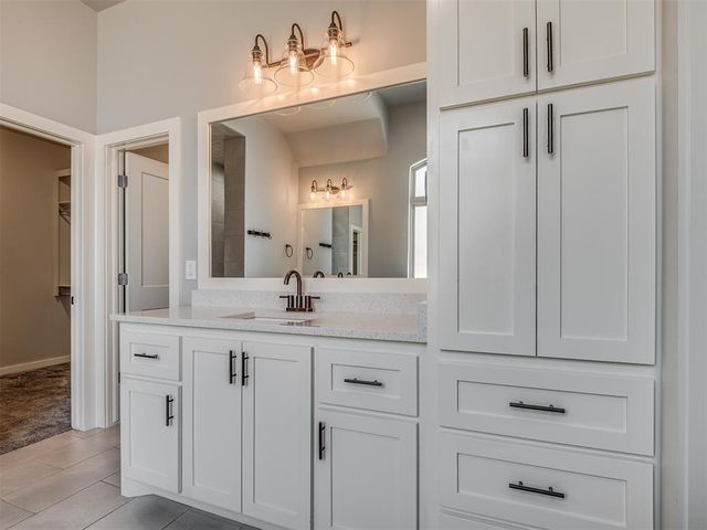 16277 Silver Spring Drive, Choctaw, OK 73020