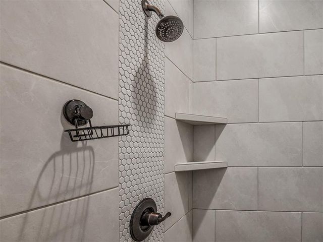 16277 Silver Spring Drive, Choctaw, OK 73020