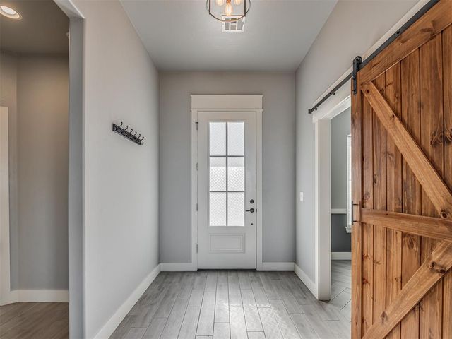 16277 Silver Spring Drive, Choctaw, OK 73020