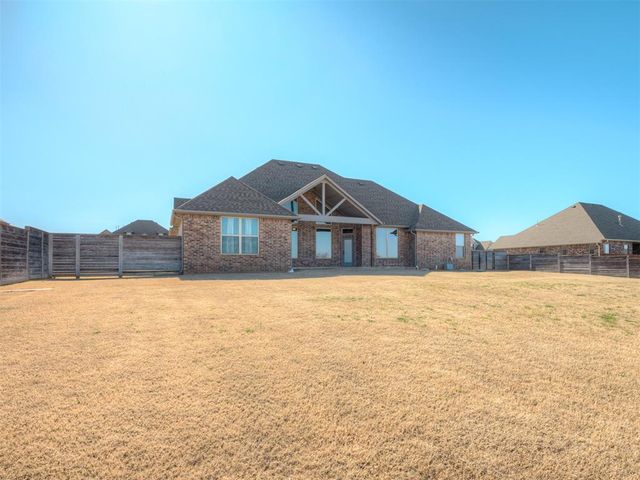 16277 Silver Spring Drive, Choctaw, OK 73020