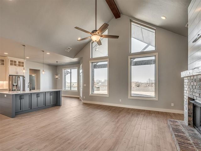 16277 Silver Spring Drive, Choctaw, OK 73020