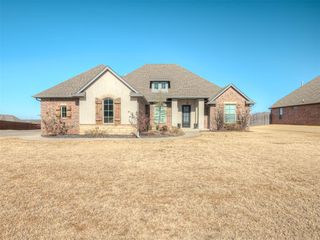 16277 Silver Spring Drive, Choctaw, OK 73020