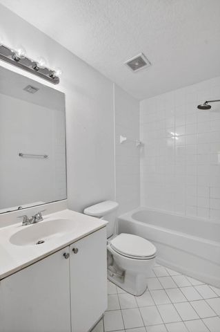 3790 N Jog Road 203, West Palm Beach, FL 33411