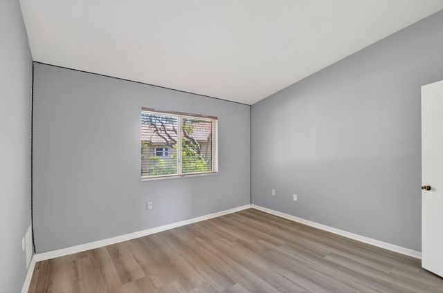 3790 N Jog Road 203, West Palm Beach, FL 33411