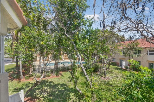 3790 N Jog Road 203, West Palm Beach, FL 33411